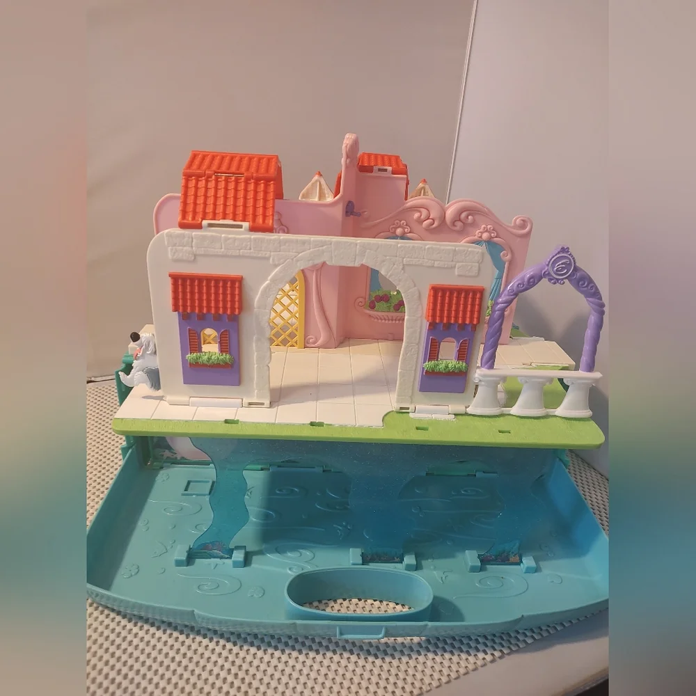 Disney Little Mermaid Underwater Castle Pop Up Pack And Go Toy Gently Used
